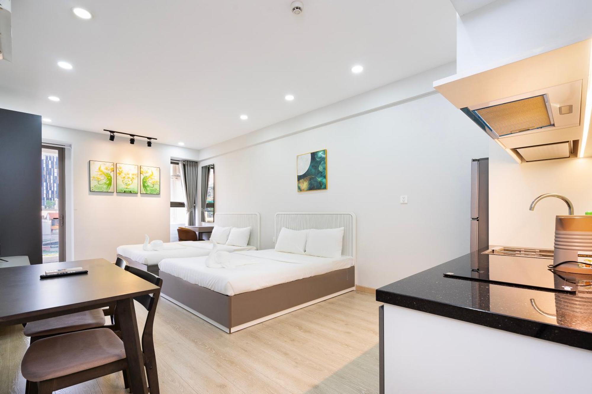Otis Millennium Saigon Balcony Apartment Ho Chi Minh City Room photo